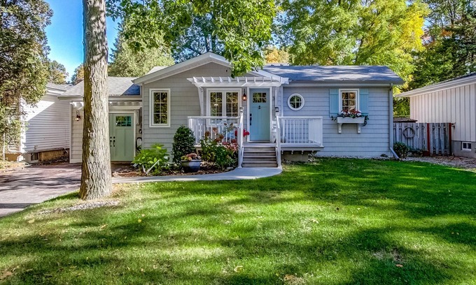 Historic Old Town House | Blue Pearl, Your Tranquil Oasis