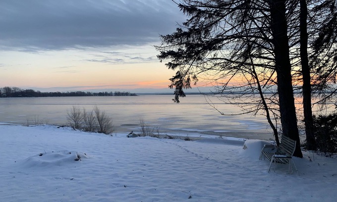 Alburg House | Blue Spruce Lakefront Retreat- Renew your energy and recharge your soul.
