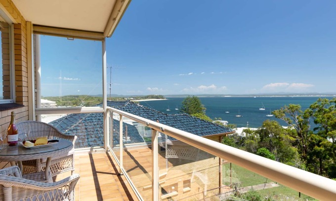 Shoal Bay Apartment | Blue Waters 6 59 Ronald Avenue