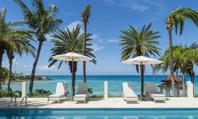 Dickenson Bay Hotel | Blue Waters Resort & Spa