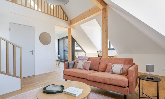 Alt-Wiedikon House | Blueground | Alt-Wiedikon, AC & elevator, nr Uetliberg