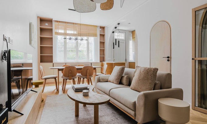 Quartier de Javel Apartment | Blueground | Auteuil, washer, nr Monceau Park