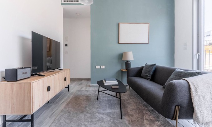 Florentin Apartment | Blueground | Florentine, Bright, 2 Balconies (TLV-16)