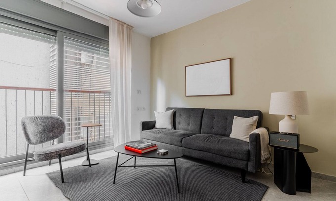 Florentin Apartment | Blueground | Florentine, 1 Bed room, Quiet side (TLV-5)