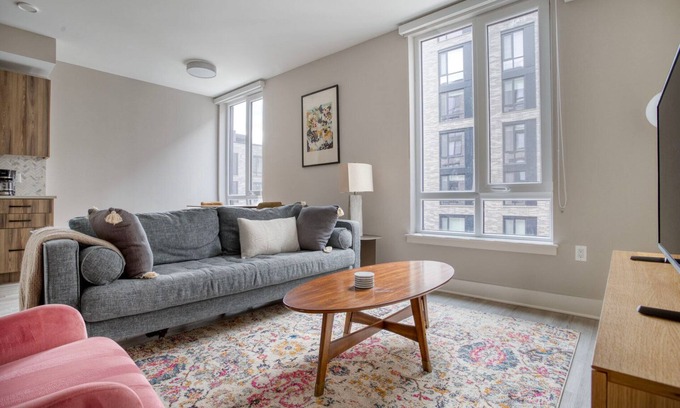 North Capitol Street Apartment | Blueground | Sursum Corda, rooftop, nr National Mall