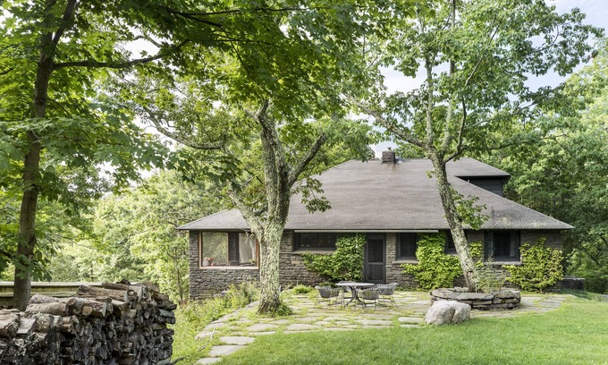Palenville House | Bluestone Lodge ~ Comfort and Style in a Secluded Catskill Mountains Setting