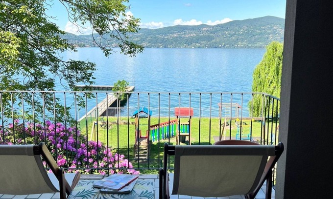 Ispra Apartment | Bnbook Casa Luccio Vista lago-Ispra