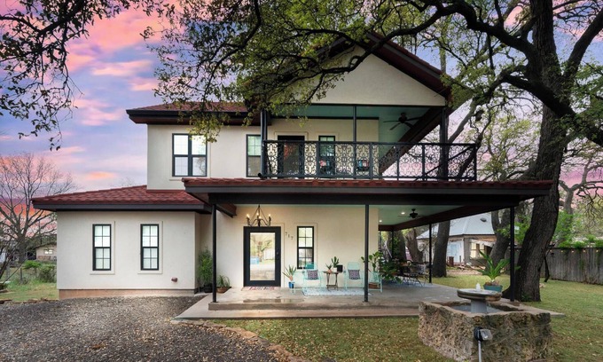 Buffalo Gap House | Boho Buffalo: Luxe Texas Hideaway in The Gap