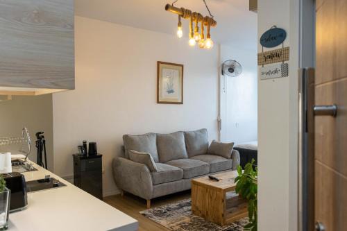 Thompson Estate Apartment | Boho Chic Studio