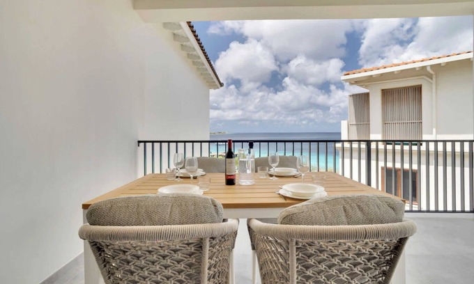 Playa Apartment | Bonaire Beach Apartment 15 with communal pool and dive facilities