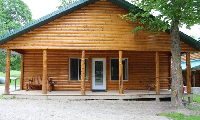 Deer River Cabin | Bowstring Shores Resort - Deer River, MN