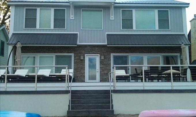 Sylvan Beach House | Brand New 5 Bedroom Lux Sylvan Beach House W Private Beach & Free WIFI