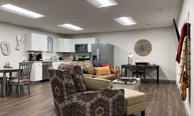 Marion Apartment | Brand new, conveniently located 2 bedroom apartment in Marion, KY