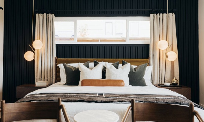 Morena House | Brand New Luxury, Game Room, Jacuzzi, Views!