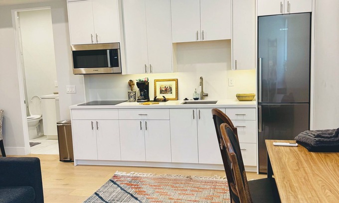 San Carlos Apartment | Brand new studio in Silicon Valley