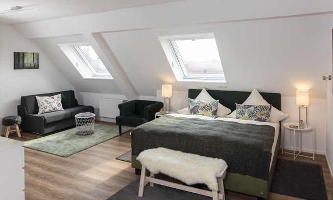 Dillingen an der Donau Apartment | Bright and stylish junior suite for up to 2 people with free WiFi