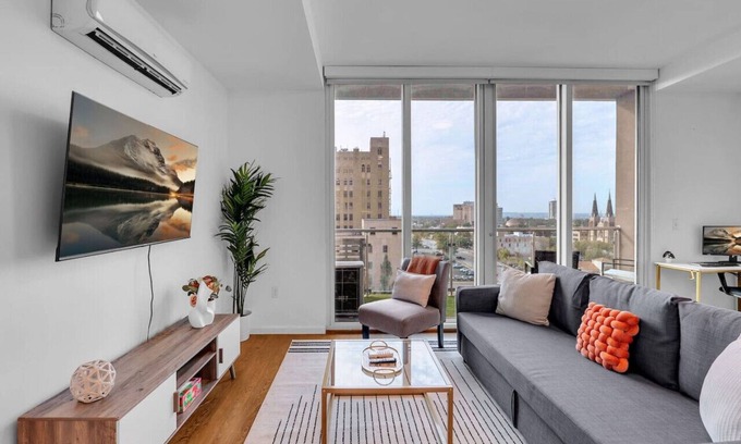 Downtown Tulsa Apartment | Bright & Airy 1BD in Tulsa with Onsite Gym
