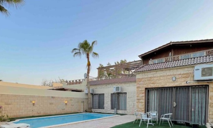 Village Road House | Bright and spacious villa