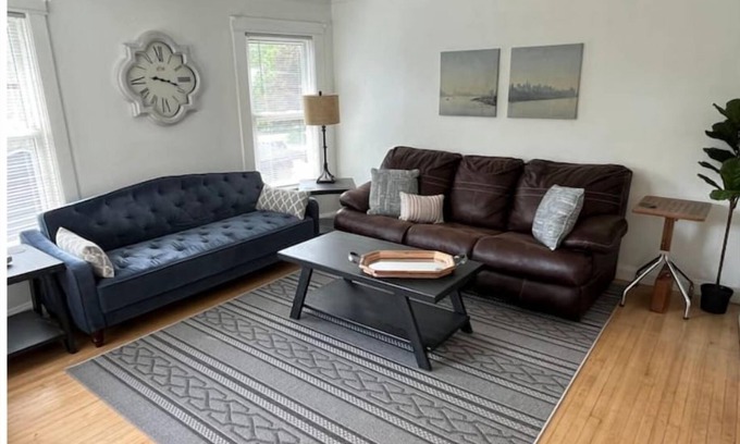 Des Moines Apartment | Bright and spacious Drake apt.