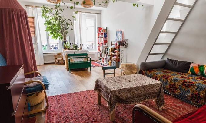 Belleville Apartment | Bright atypical duplex in Menilmontant