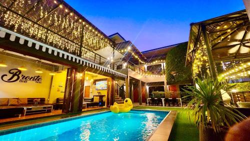 Cha-am Bed & Breakfast | Bronte BnB