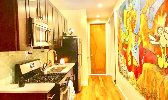 Bushwick Apartment | Brooklyn sleep in Gallery