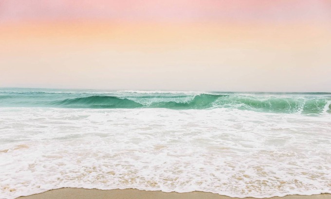 Kill Devil Hills Apartment | Budget & Pup-Friendly Oceanside! Classic OBX Style w/Shiplap, Walk-In Showers!
