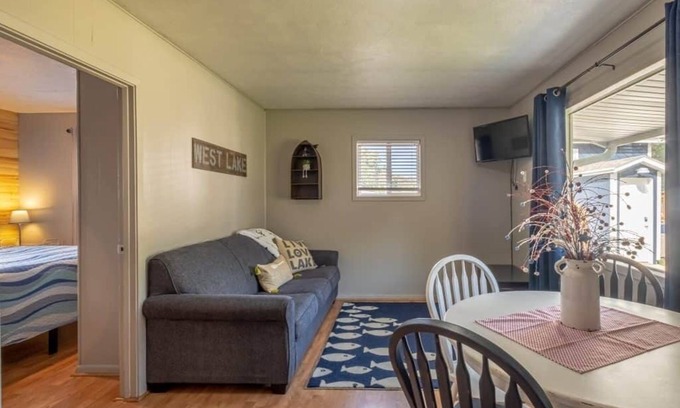 West Okoboji House | Bungalow 5: Lake Livin’ Bungalow