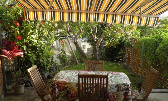 Plateau-Caillou House | Bungalow and studio in Plateau Caillou