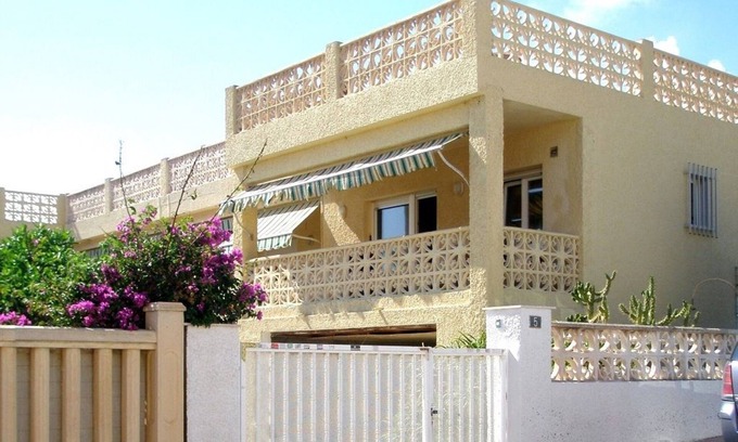 El Moncayo Apartment | Bungalow for 4-5 people 50 m from the sandy beach