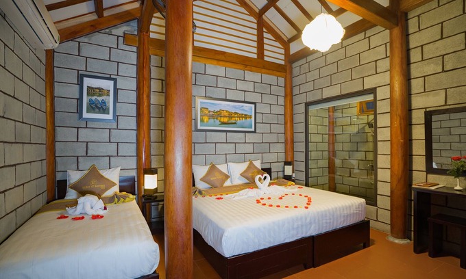 Cam Ha House | Bungalow Room with View