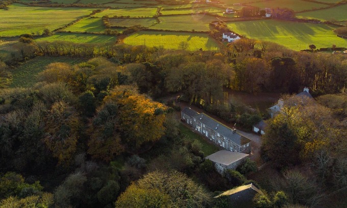 Kirkmichael Cottage | Bwaane Twoaie - a holiday cottage that sleeps 4 guests in 2 bedrooms