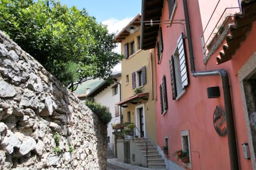 Malcesine Old Town House | Cà alla Pòssa