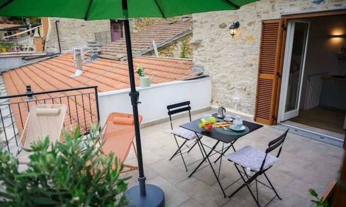 Garlenda Apartment | Cà du Gumbu - the Terrace