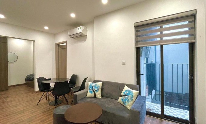 Yen Phu Apartment | Căn hộ 2 Phòng Ngủ 1 Khách 2 Vệ Sinh Tại Tây Hồ