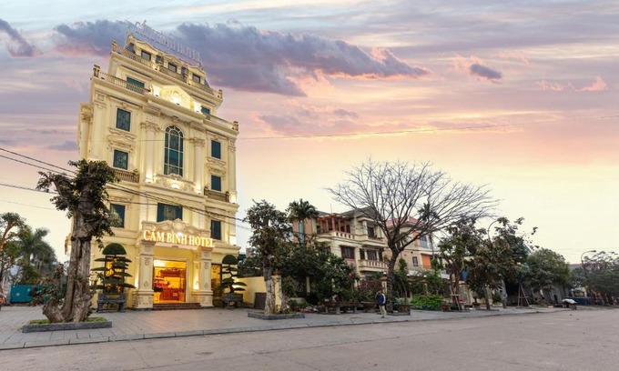 Cam Pha Hotel | Cẩm Bình Hotel