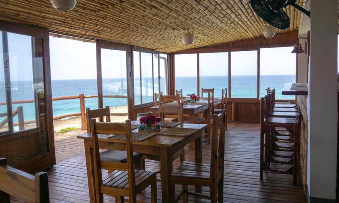 Tofinho House | C-Mew Guest House