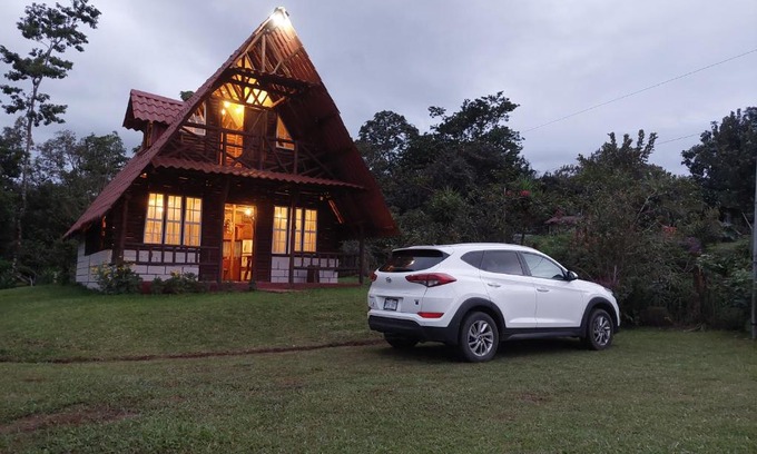 Venecia Ski Chalet | Cabaña El Viejo del Monte