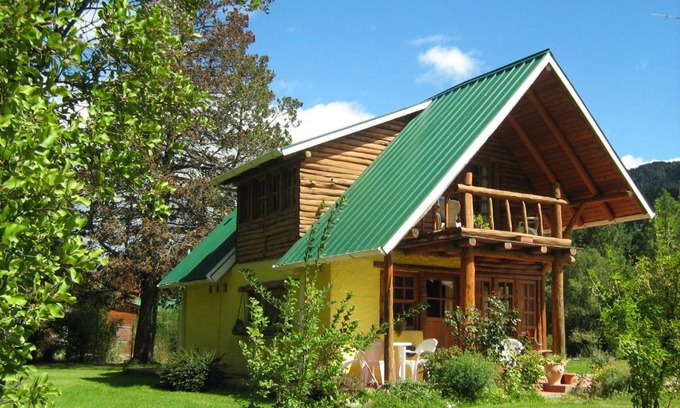 Lago Puelo Cabin | Cabaña Ruca Kushe