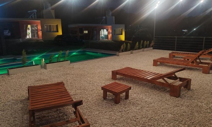 Dr. Enrique Zarate Hotel | Cabañas Nakupenda