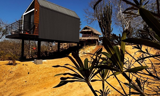 Huautlco Cabin | Cabañas Raíces del Cielo
