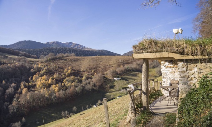 Bagneres-de-Bigorre Cabin | Cabane Mountain View Beroy