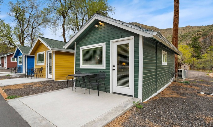 Poudre Park Cabin | Cabin 1- Hewlett Gulch