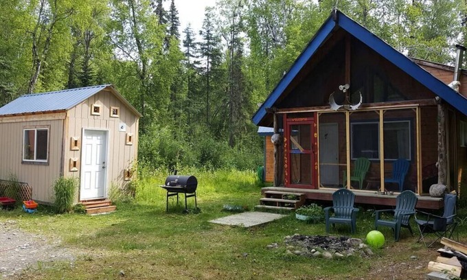 Talkeetna House | Cabin and Tiny Home