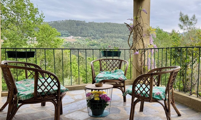 Gois Cottage | Cabin in the Forest - A Perfect Refuge in Nature