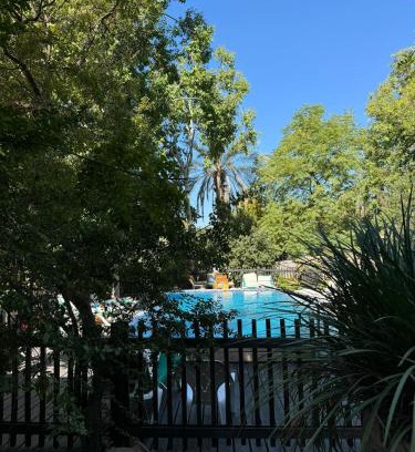 Ramot Bed & Breakfast | Cabin Resort