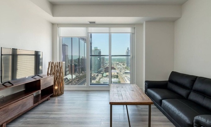 Connaught Condo | Calgary - Sodo 2 Bedrooms