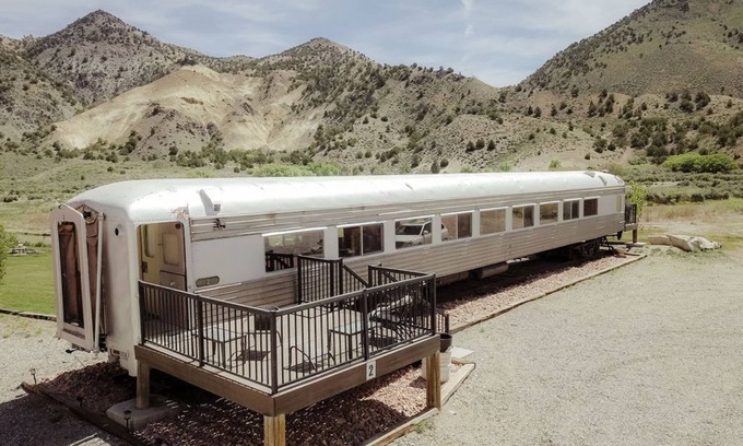 Sevier Apartment | California Zephyr Passenger Car