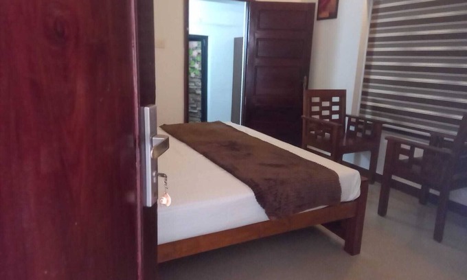 Kuzhuppilly Resort | Calm and Pleasant 2-bedroom resort with AC and wifi in Cherai beach