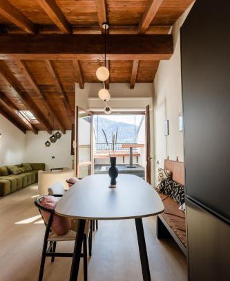 Acquaseria House | Camelia at the Lake - Acquaseria, San Siro by LoveComo